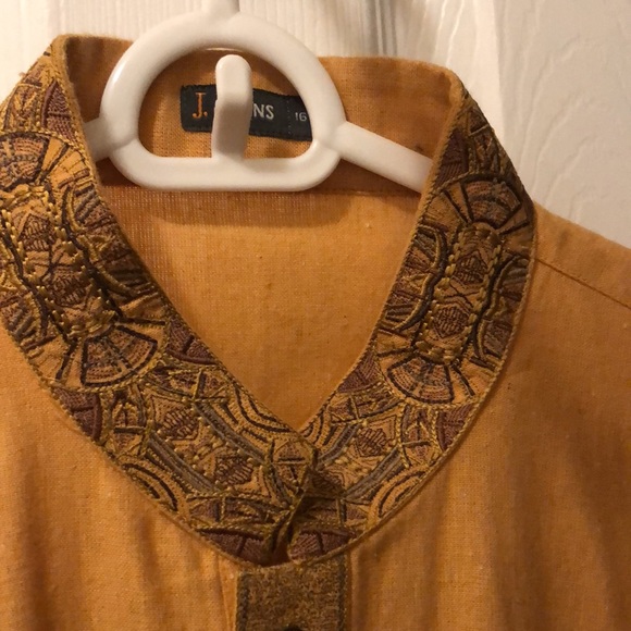 Boys Kurta (16 yes) - Picture 3 of 3